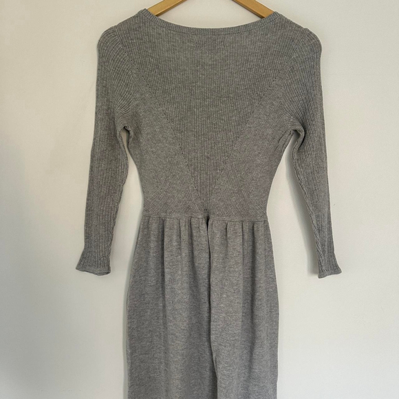 Gray Knit Women's Dress - Picture 5 of 8